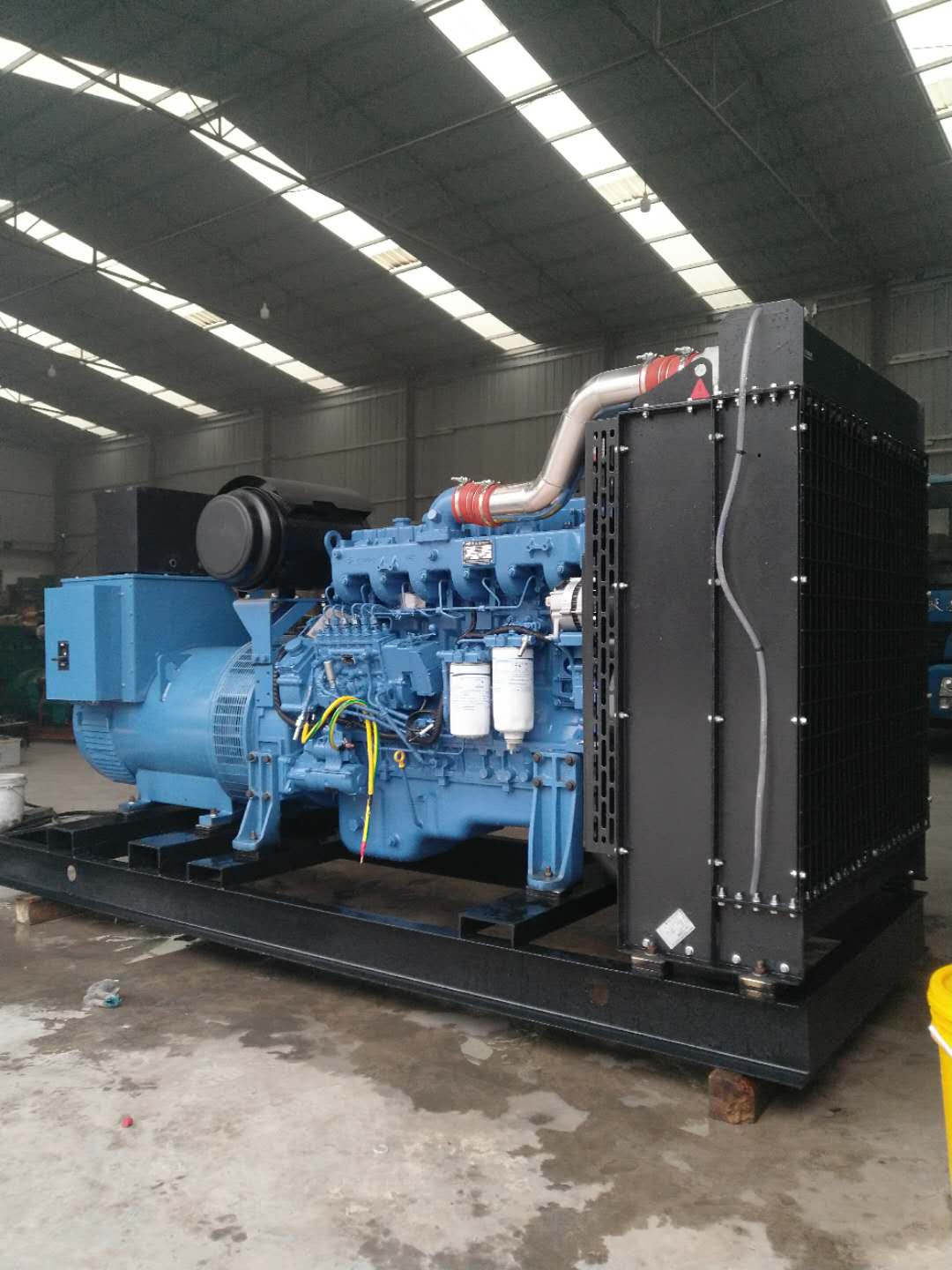 蘭州300kw柴(chái)油發電(dian)機組