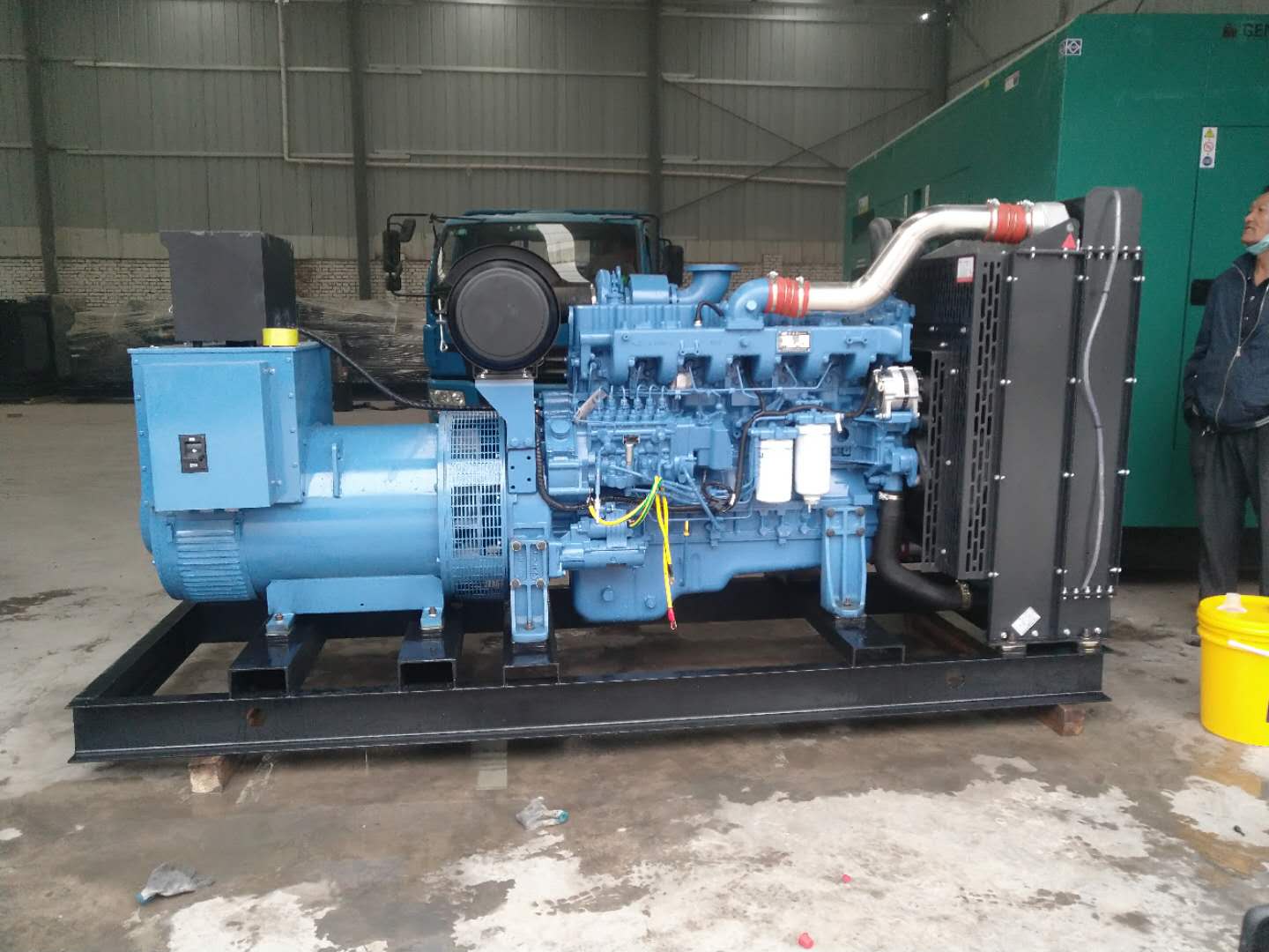 甘肅(sù)350kw發電機價(jia)格