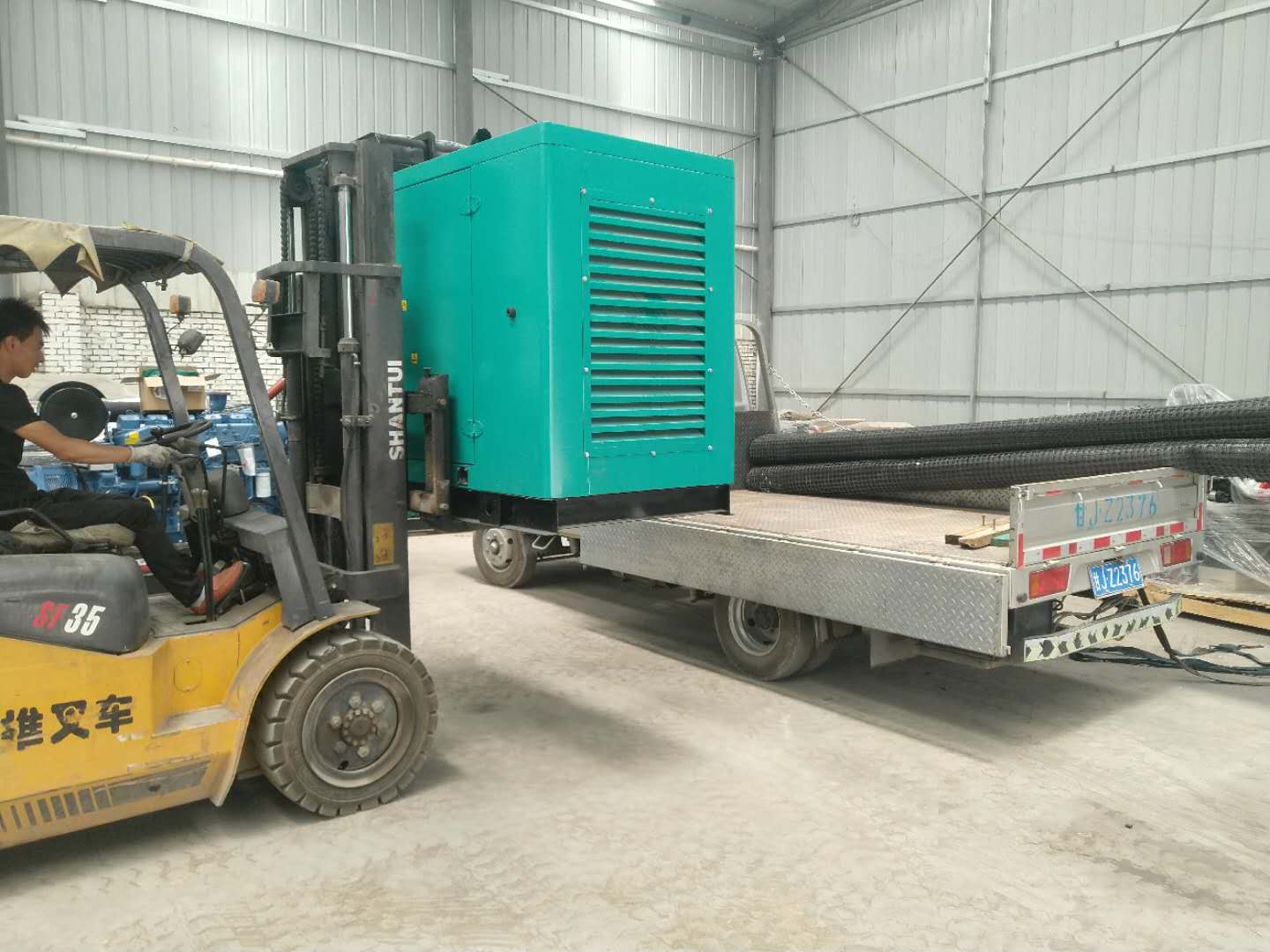 康(kang)明斯發電機組(zǔ)