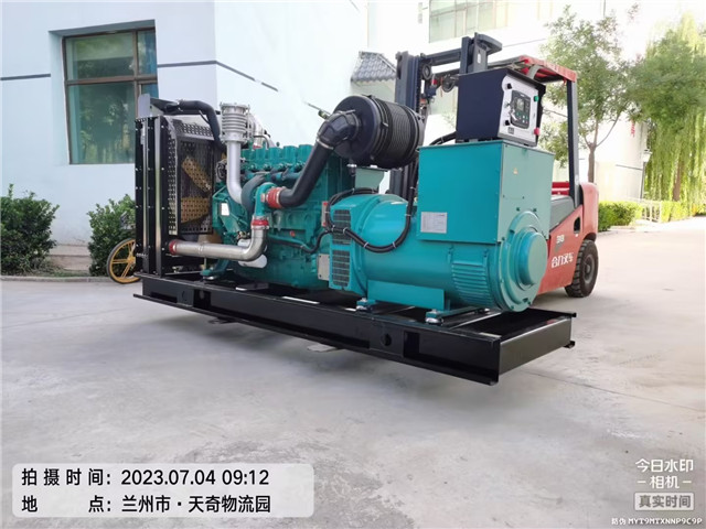 天奇健(jian)康産業園濰柴300KW發(fa)電機組安裝調試(shi)完成！